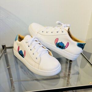 Lilo & Stitch Women’s Sneaker Size 8